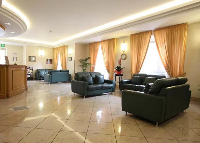 Maria 4*