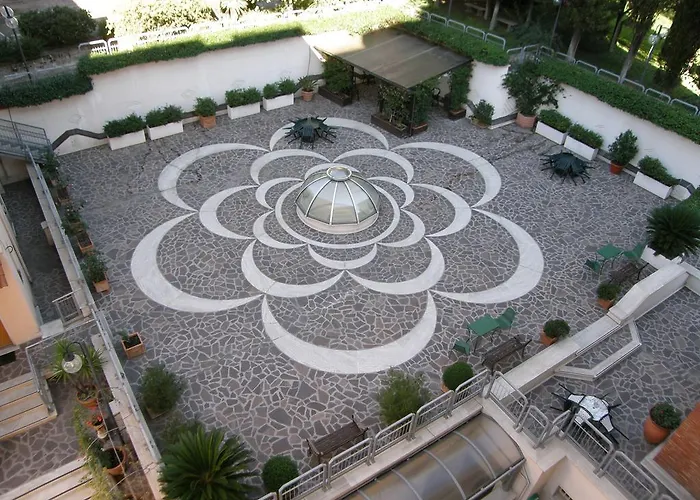 Maria Hotel 4*