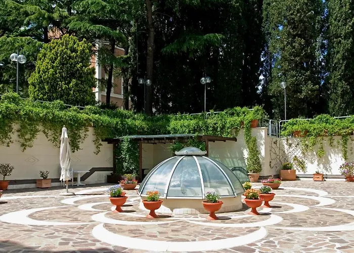 Maria Hotel 4*