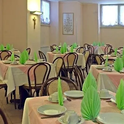 Hotel Maria 4*